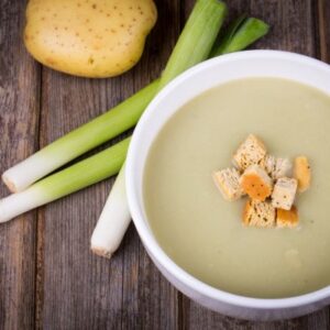 Kartoffel/porre suppe